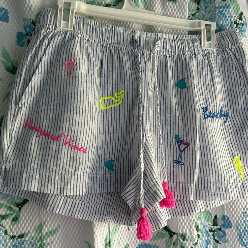 Vineyard Vines Linen Embroidered Pull On Shorts Size Small with pockets